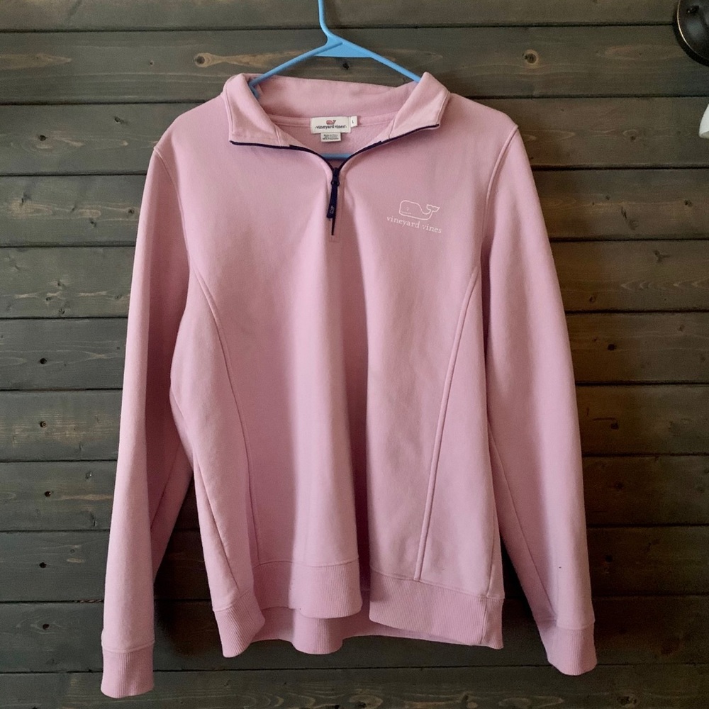 Vineyard vines pull over